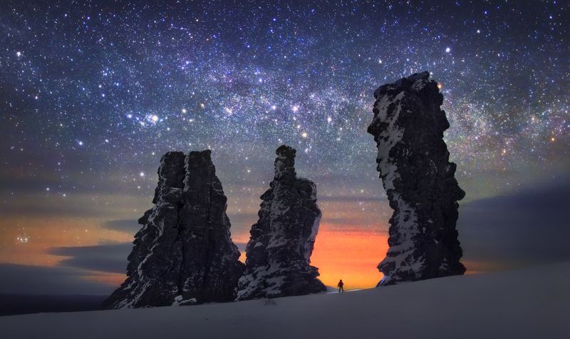 landscape, nature, ural, winter, rocks, weathering posts, manpupunier, phototour, plateau of giants, north ural, урал, зима, снег, горы, скалы, останцы, столбы выветривания, мансийские болваны, путешествия, фототур, снегоходный тур, пейзаж, природа, ночь, Одна ночь на плато исполинов фото превью