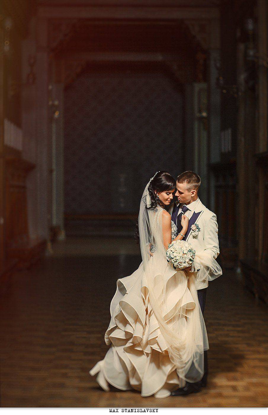 #weddingphotography #photographer #weddingodessa #weddingkiev #stanislavsky #girl #свадебныйфотограф #фотографодесса #свадебныйфотографодесса #свадеба #невеста #фотосессия #lovestory #fineartwedding #МаксимСтаниславский, Максим Станиславский