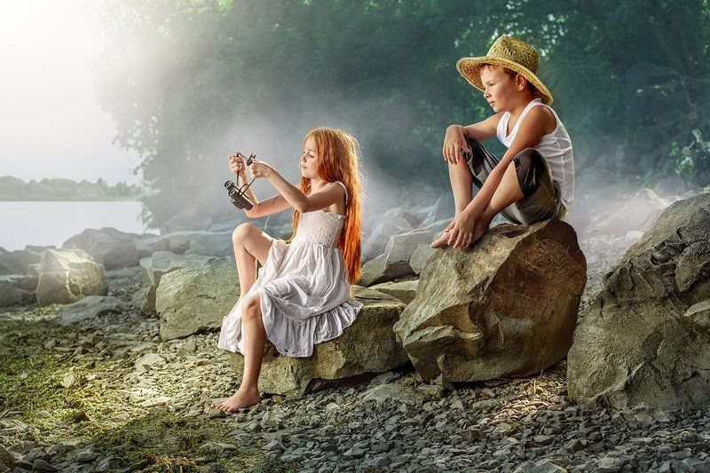 Children on the river фото превью