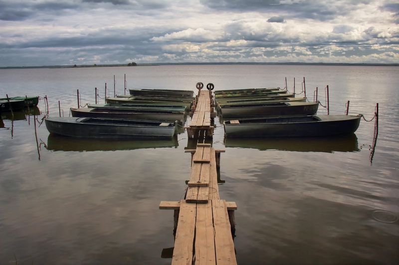 озеро, лодки,Неро,Ростов Великий Озеро Неро фото превью