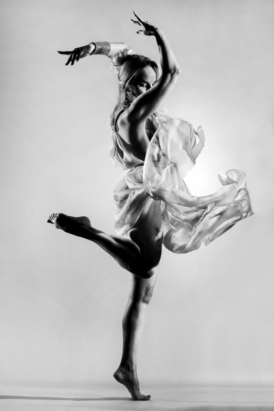 танец фото превью