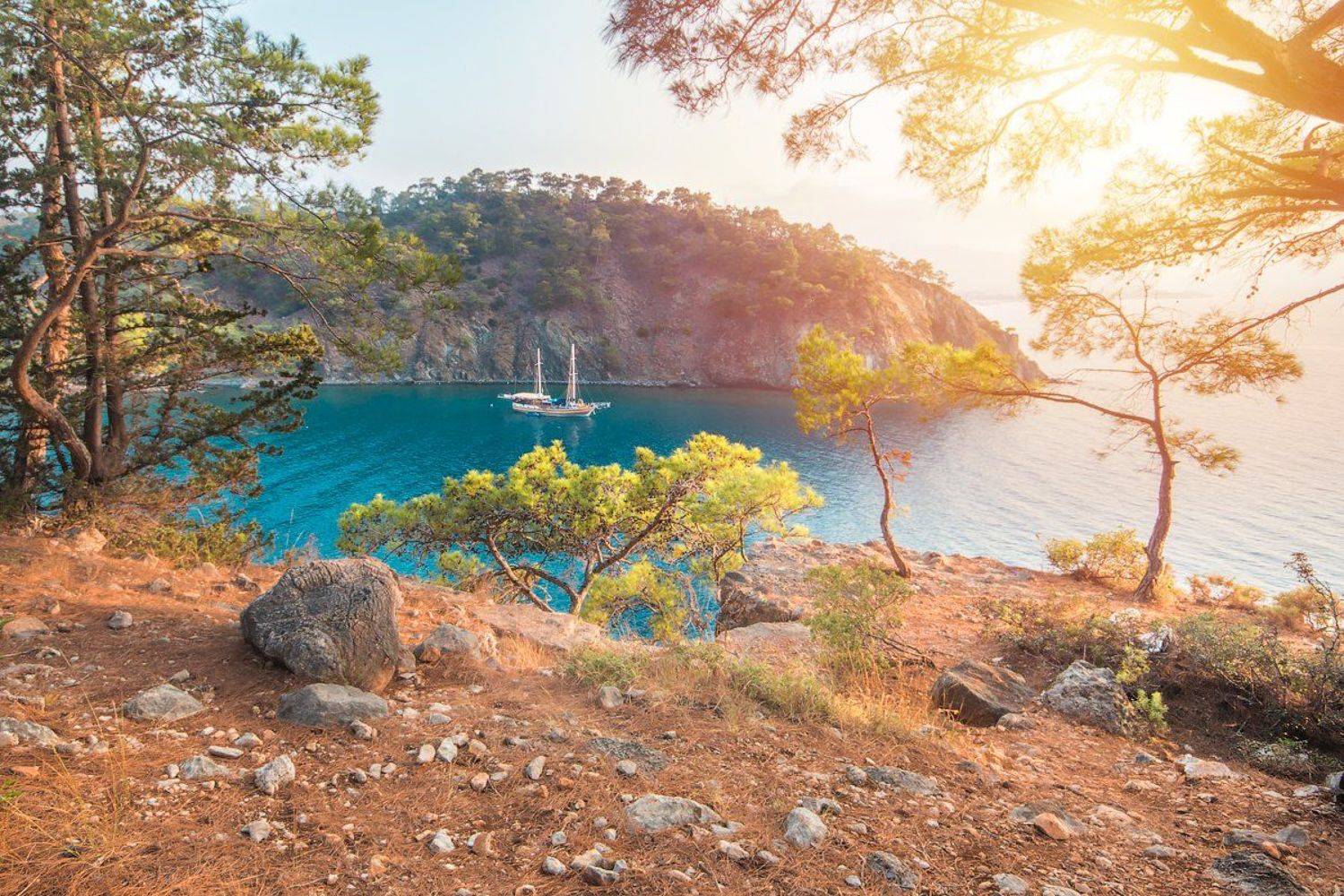 пейзаж, горы, море, океан, корабль, природа, лодки, корабль, бухта, залив, рассвет, камни, пляж, деревья, Дмитрий Шеремет