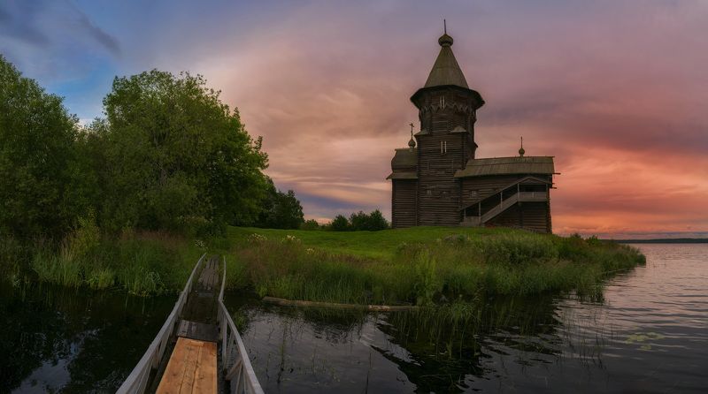 Успенская церковь фото превью