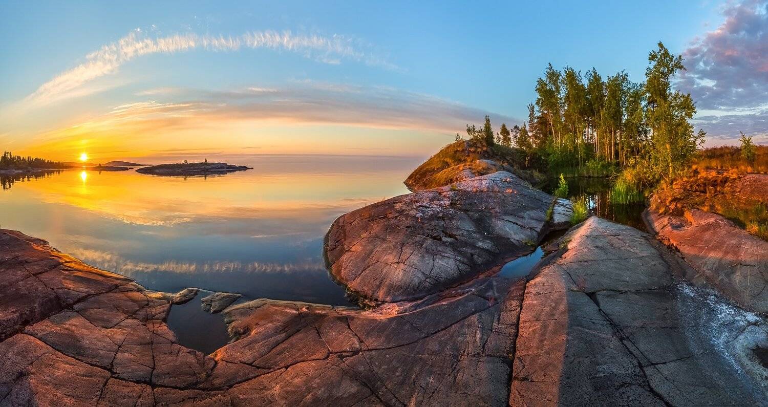 ладожское озеро, карелия, шхеры, лето, скалы, лес, сосны, берег, фототур, остров, путешествие, плавание, вода, рассвет, отражение, остров, облака, гранит, Лашков Фёдор