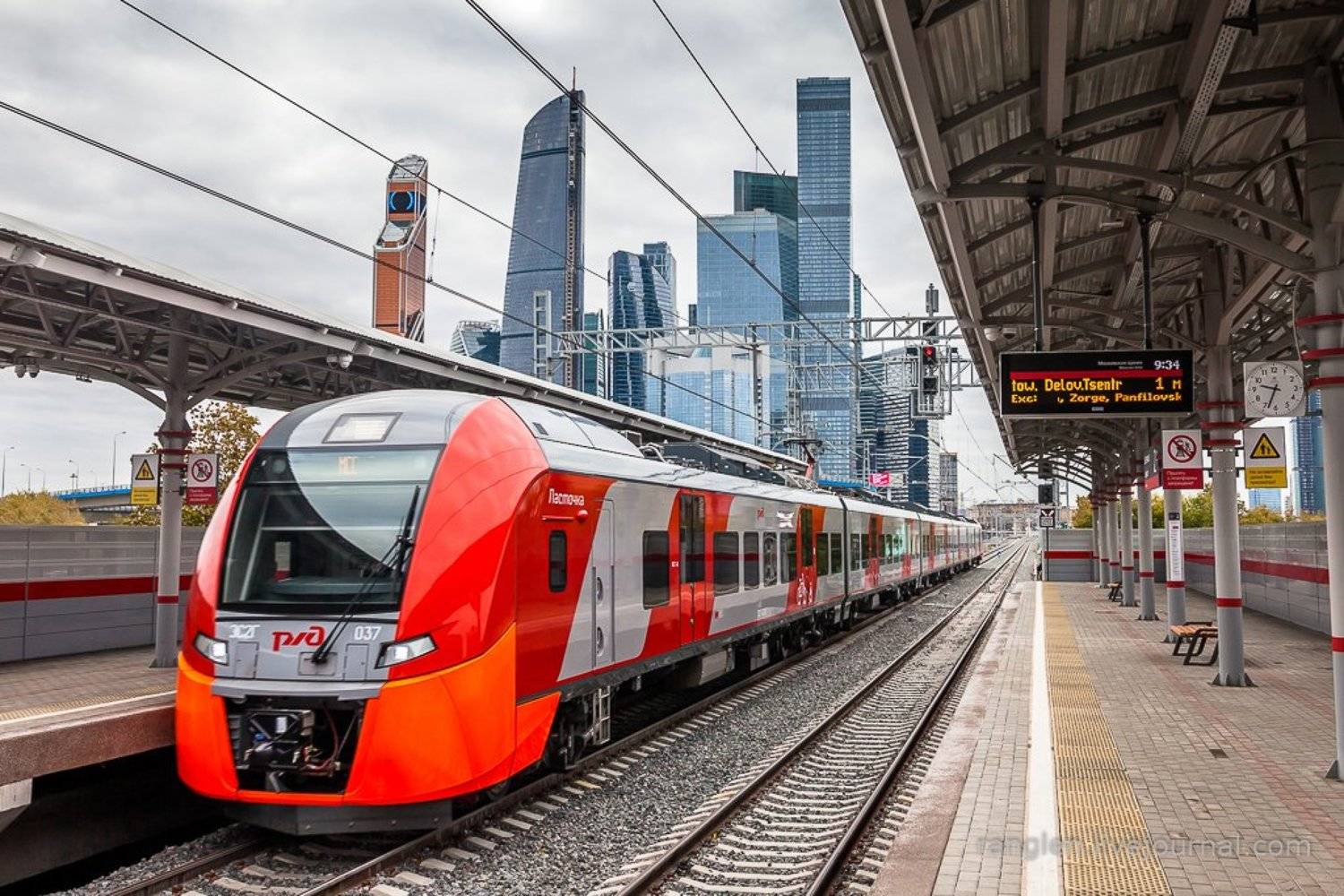 москва, сити, поезд, транспорт, мцк, ласточка, станция, платформа, современный, Иван Губанов