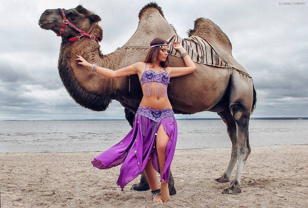 , Теннант Юлианна