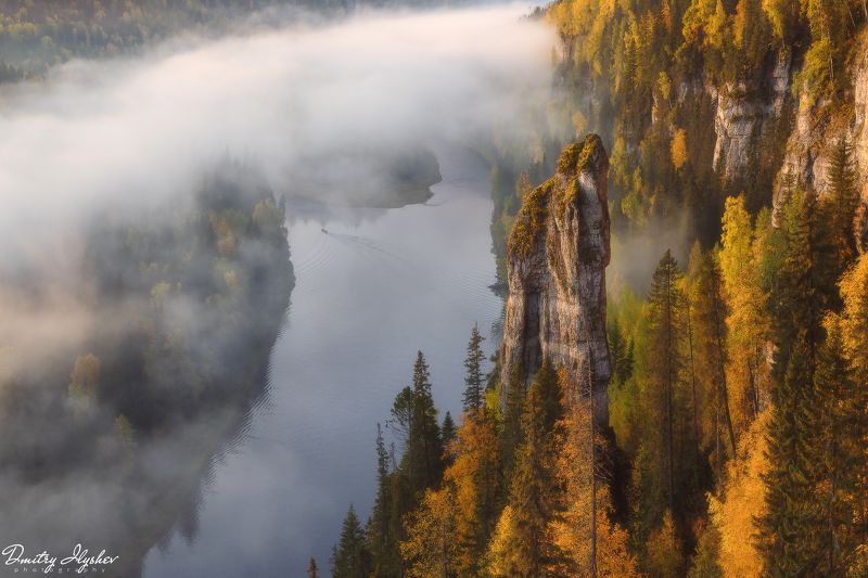 пейзаж, природа, урал, река усьва, пермский край, россия, природа россии, утро, туман, рассвет, чертов палец, усьвинские столбы Усьвинский страж фото превью