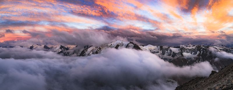 горы, казахстан, алматы, заилийский алатау Вечер в горах Алматы фото превью