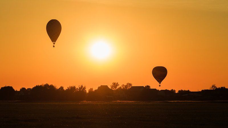 balloon,hot air balloon,air,sun,sky,summer,evening,sunset Peaceful harbour фото превью