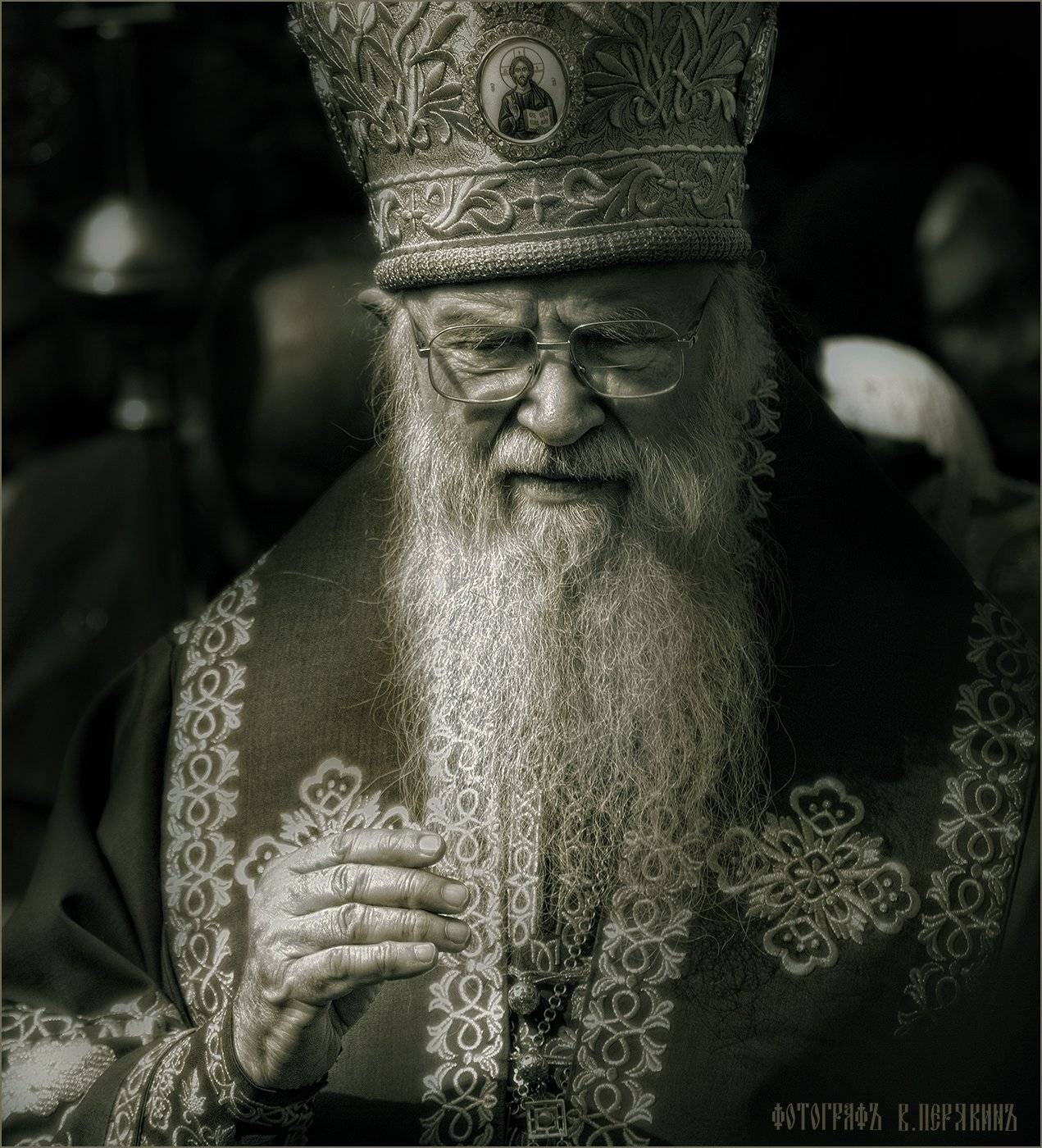 евлогий, митрополит владимирский и суздальский (смирнов юрий васильевич), Виктор Перякин