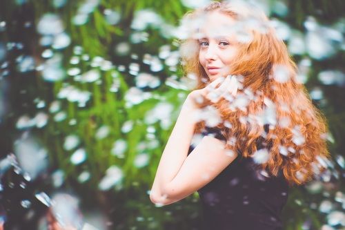 В брызгах фонтана