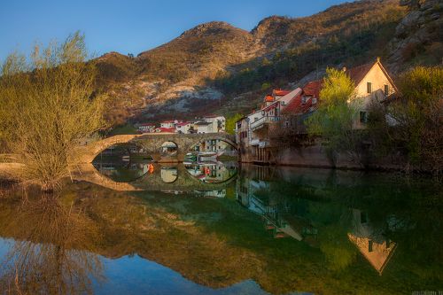 Риека Црноевича на рассвете