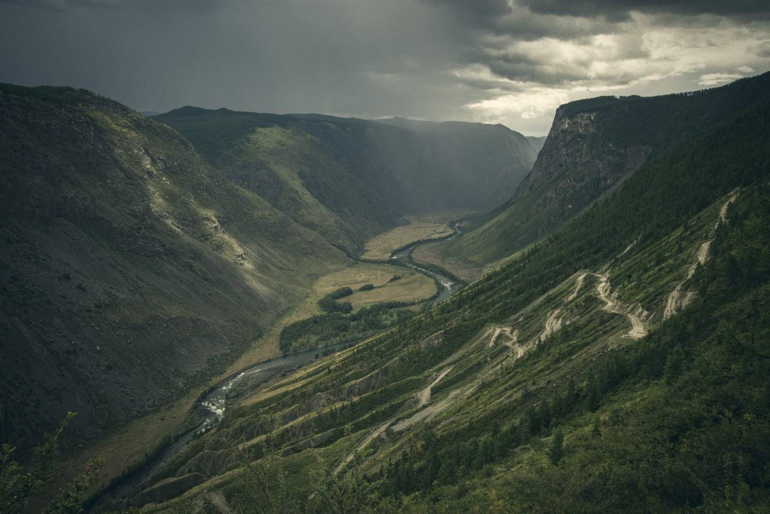 кату-ярык, катуярык, алтай, долина, чулышман, непогода, перевал, дождь, тучи, гроза, Игорь Токарев