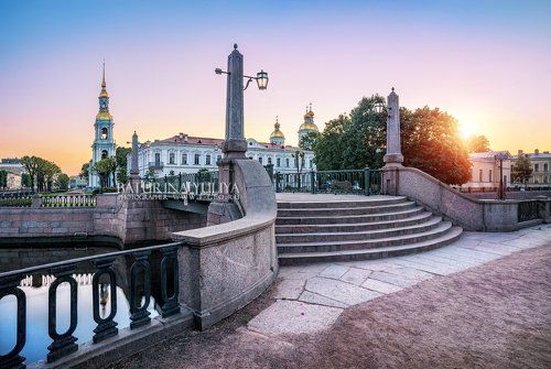 Красногвардейский мост и Никольский собор