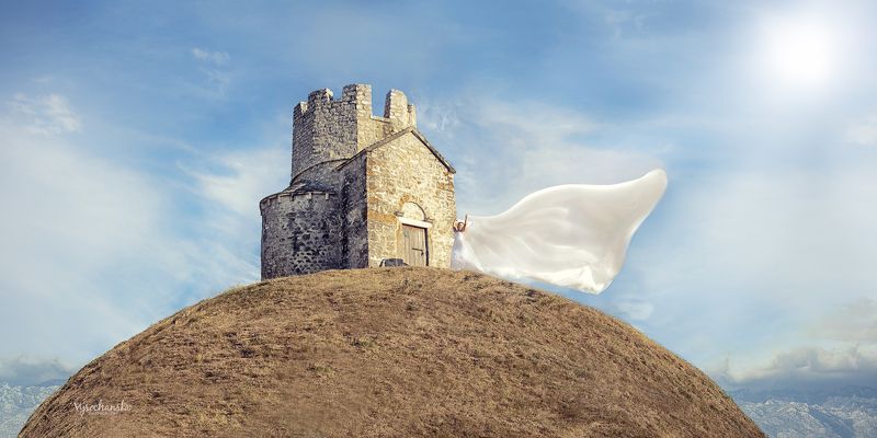 ветере, танец, девушка, лето, небо, тучи, summer, wind, dance, mountain, castle, lady, girl, woman Танцующая с ветром фото превью