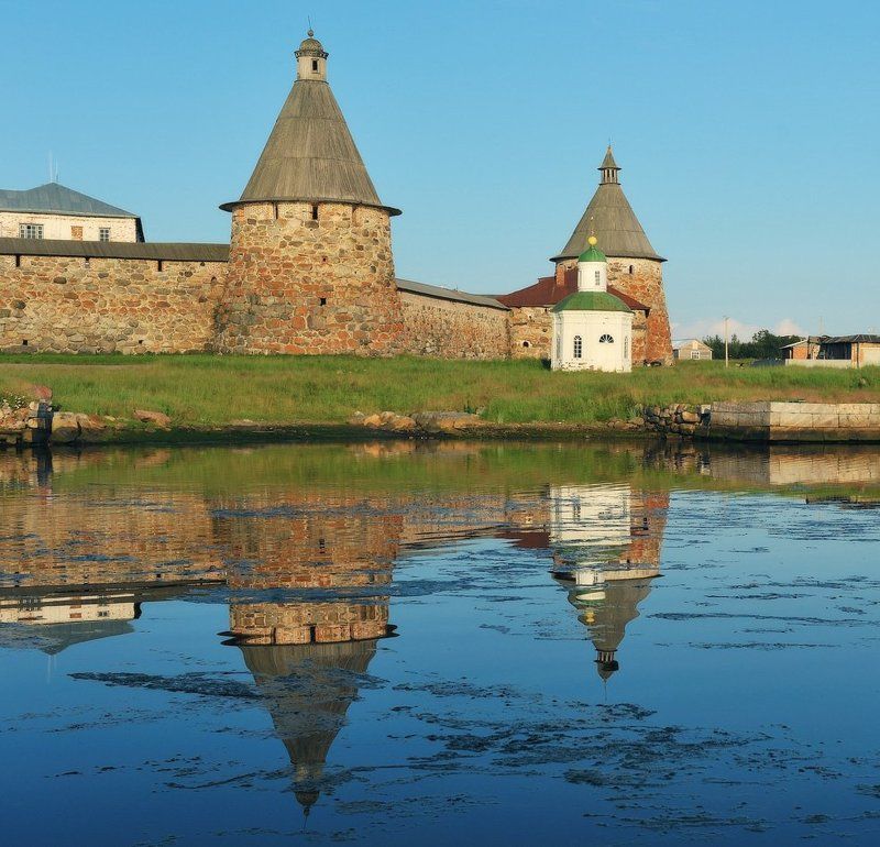 Этюд с соловецкими башнями фото превью