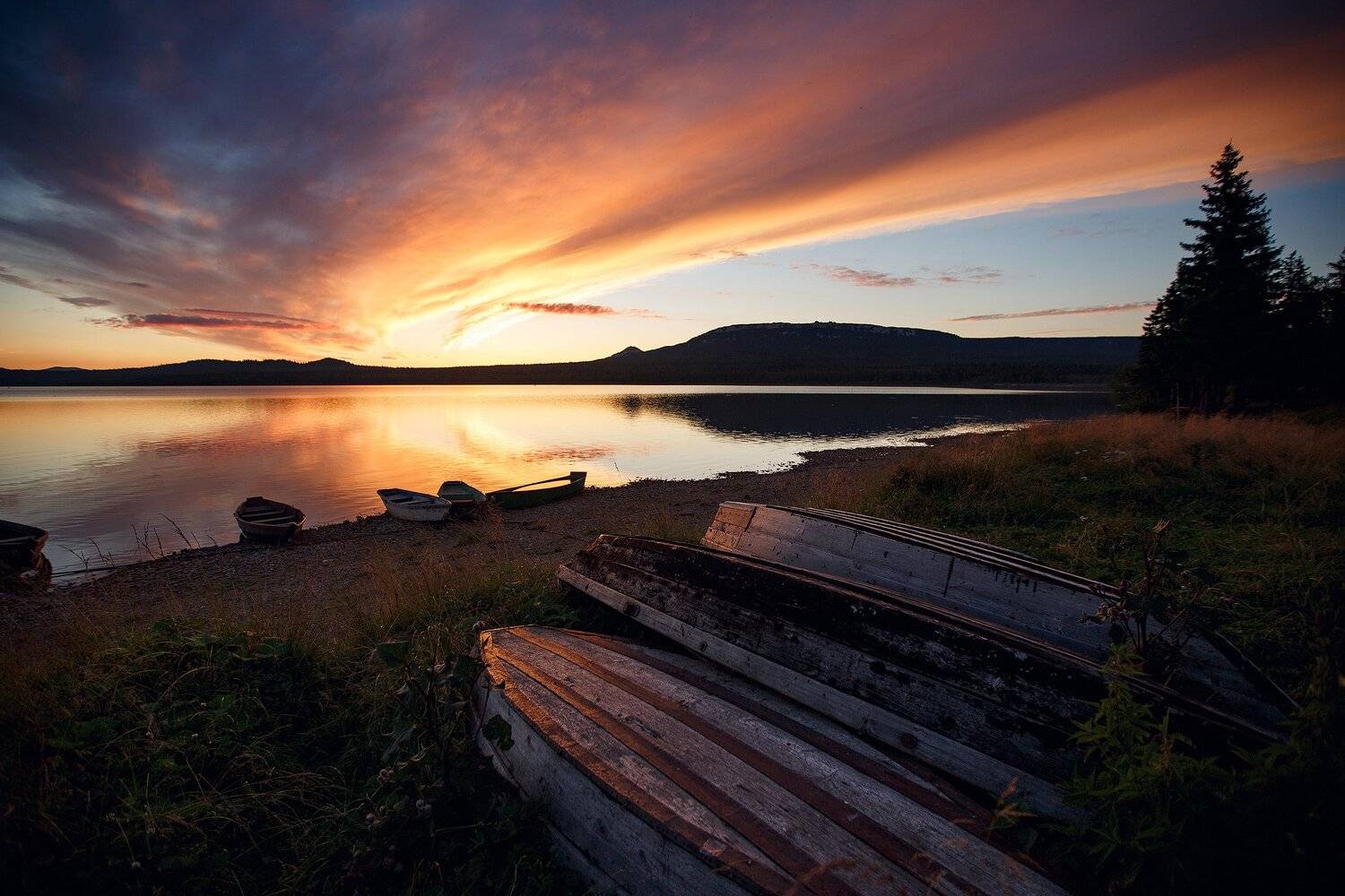 Зюраткуль, лодки, закат, лето, Южный Урал, горы, Владимир
