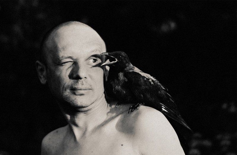 Шаман заглядывает в будущее фото превью