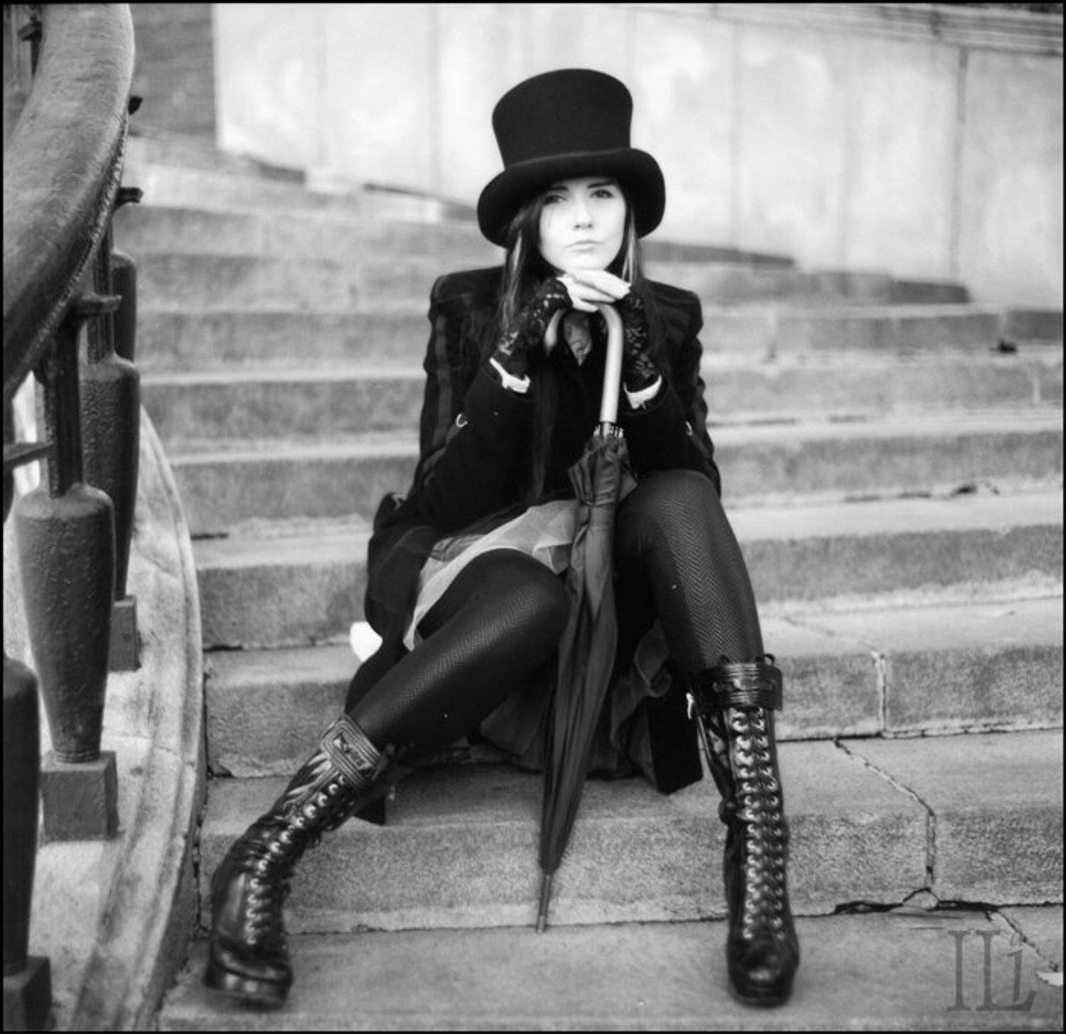 девушка, зонтик, цилиндр, Илья Панфилов