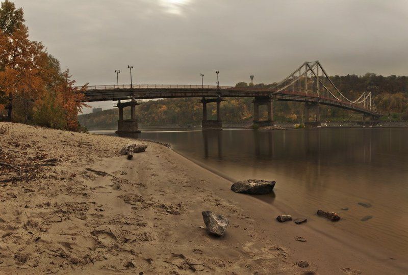 киев, пешеходный мост, nd 1000 соединяя берега осени ... фото превью