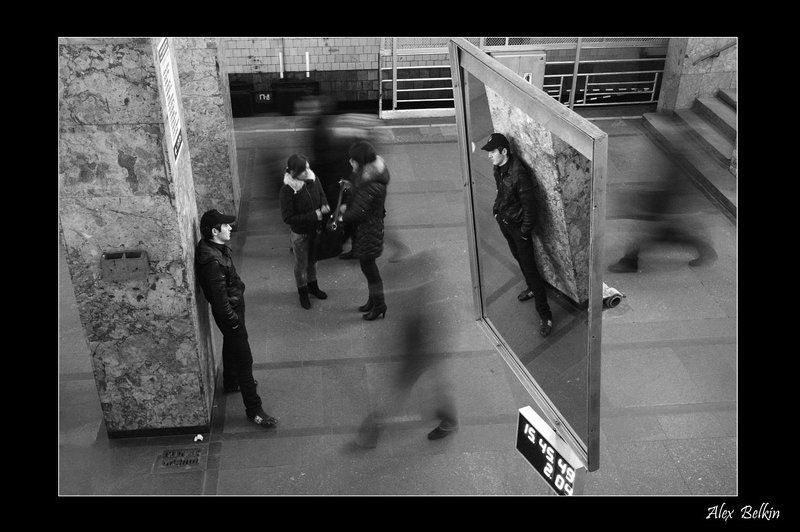 alex_belkin, alex belkin, алексей белкин, метро, метрополитен, собака в местро, поезда, пассажиры, прохожии, серия метро, эскаллатор Пассажиры метро фото превью