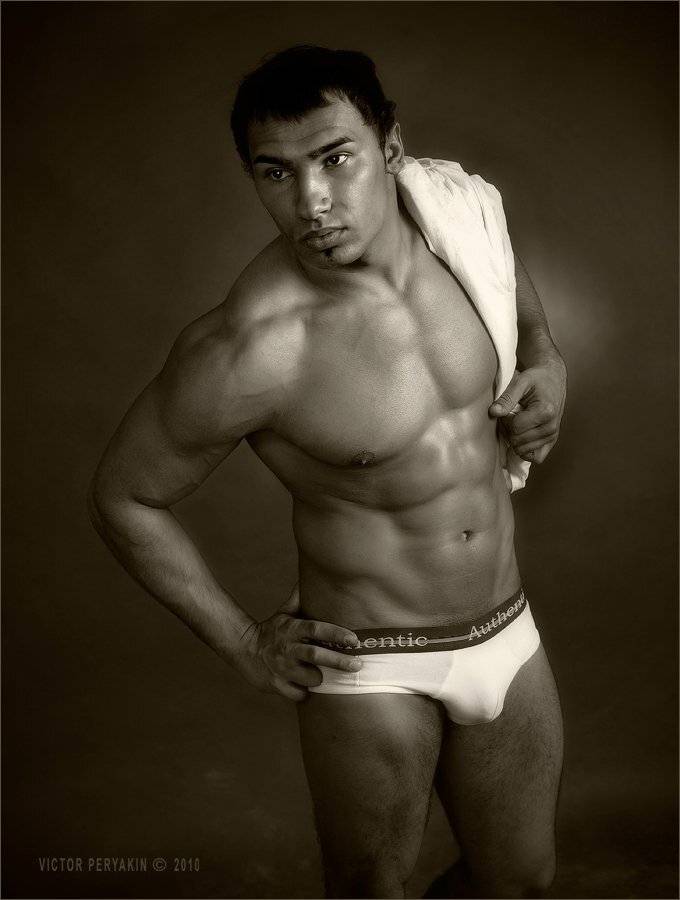 , Виктор Перякин