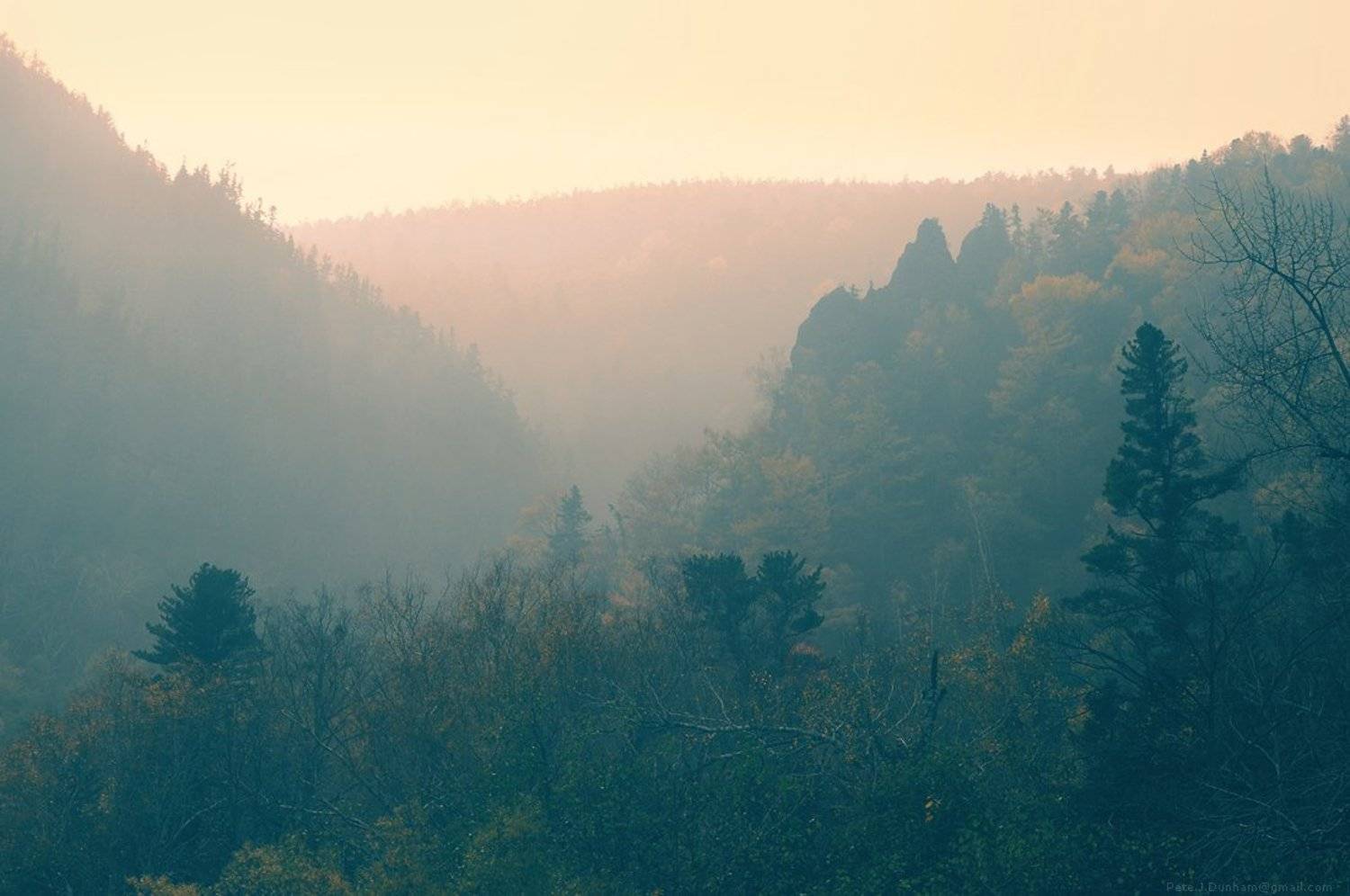 сихотэ-алинь, сихотэ, алинь, горы, горный, останцы, скалы, тайга, дальний, восток, приморье, уссури, дымка, туризм, турист, backpacking, река, милоградовка, ван-чин, Александр Коновалов