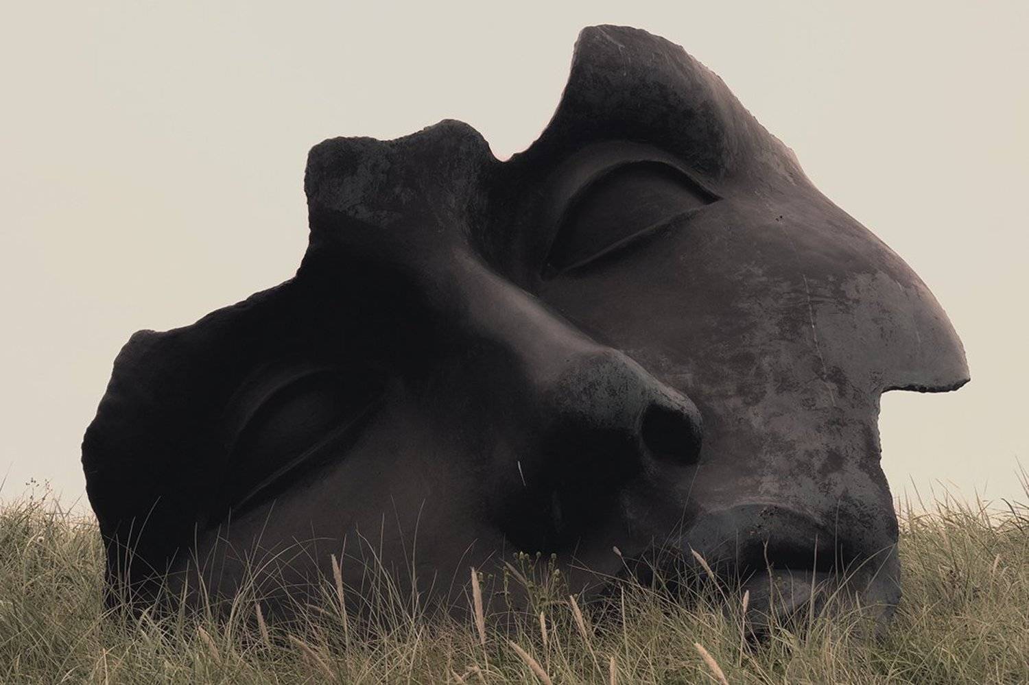 light, of, the, moon, by, igor, mitoraj., Vitaliy