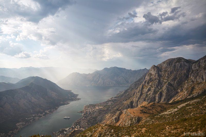 черногория, котор, адриатика, горы Дыхание Которского Залива фото превью