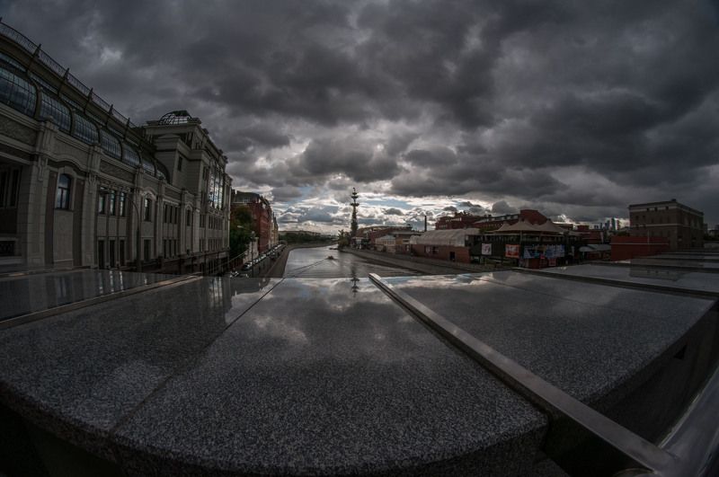 Москва, фишай И небеса свинцовые застыли... фото превью
