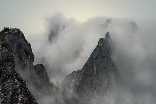 Про туман и скалы