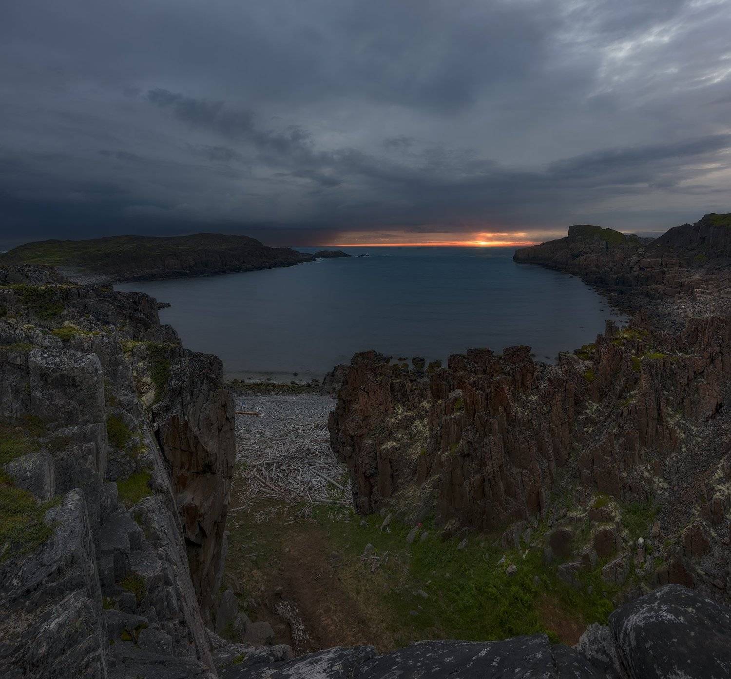 Дальние зеленцы, побережье Баренцево моря, рассвет , Васильев Алексей