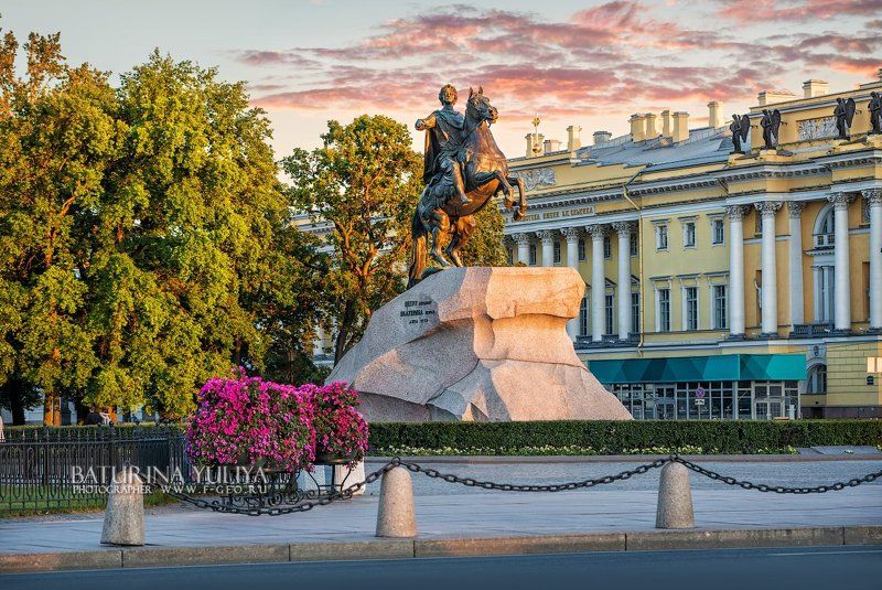 Петр на Сенатской площади фото превью