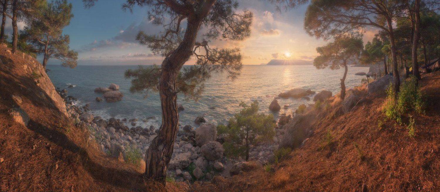 крым, аязьма, пейзаж, горы, крымские горы, море, черное море, скалы, природа, сосны, вдохновение, путешествия, туризм, россия, Лузанов Вячеслав