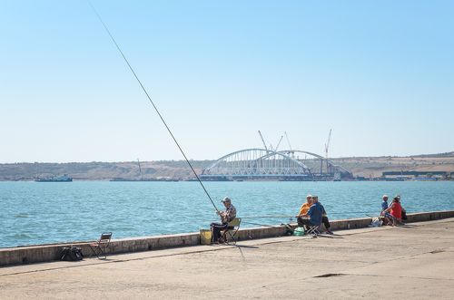 КАК НАЧИНАЛАСЬ ТРАНСПОРТИРОВКА АРКИ КЕРЧЕНСКОГО МОСТА.
