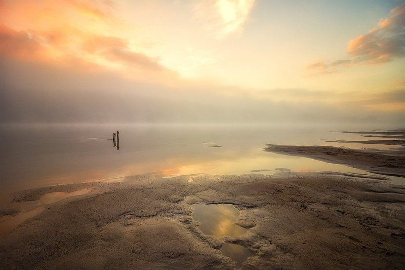 река, закат, солнце, отражение, облака, вечер Эпизод 4 - Я в вечность мысли окуну... фото превью