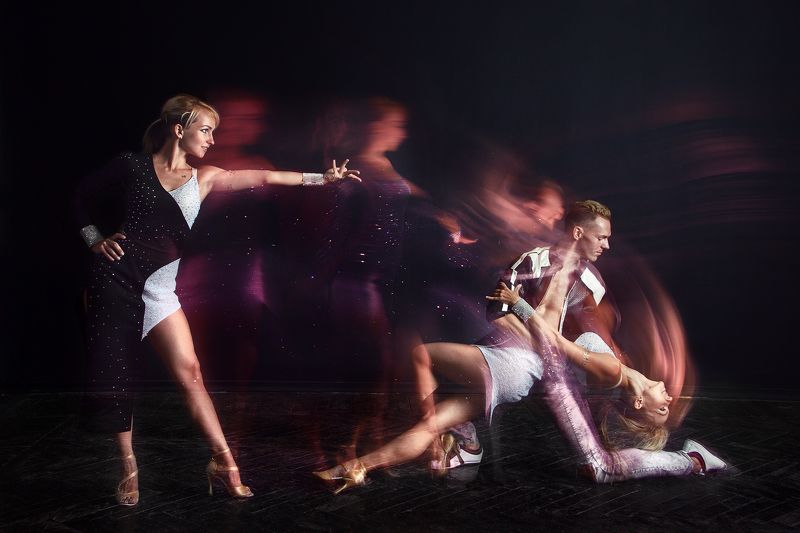 не фотошоп, рисование светом, длинная выдержка, light painting Танец фото превью