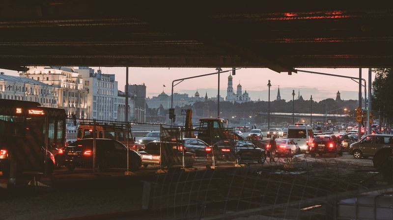 Московское время: 20.00 фото превью