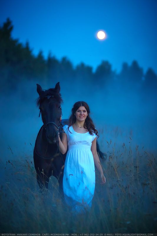 horse #михаилсеменов #фотографярославль #сертификат #подарок #фотослошадкой #аквалайт #свет #красота #модель #наездница #ночь #эквитерра Леди в белом фото превью