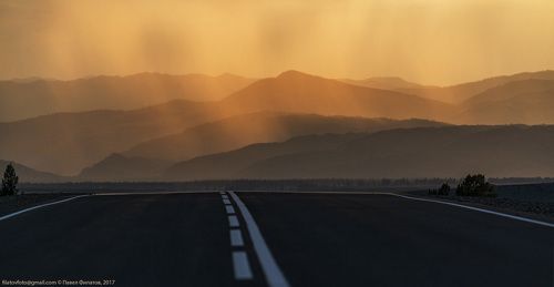 Дорога в дождь