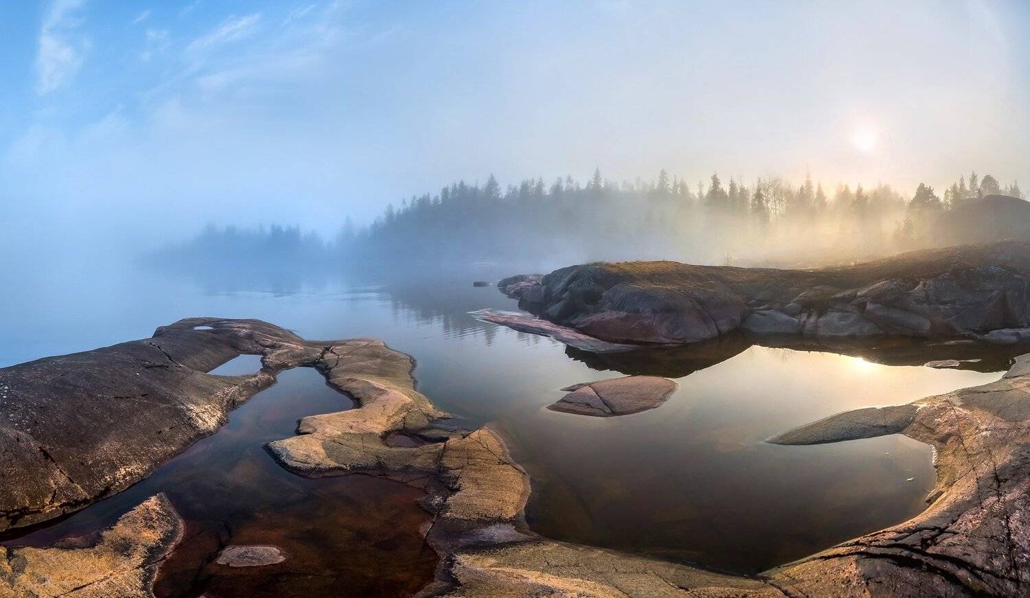 ладожское озеро, карелия, шхеры, лето, туман, скалы, лес, сосны, берег, фототур, остров, камни, путешествие, плавание, вода, отражение, солнце, Лашков Фёдор