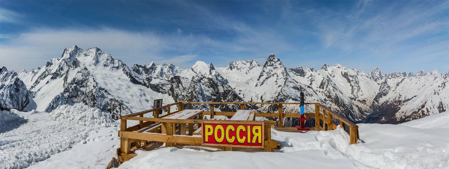 природа, пейзаж, кавказ, горы, весна, вечер, панорама, закат, солнце, небо, облака, свет, Альберт Беляев