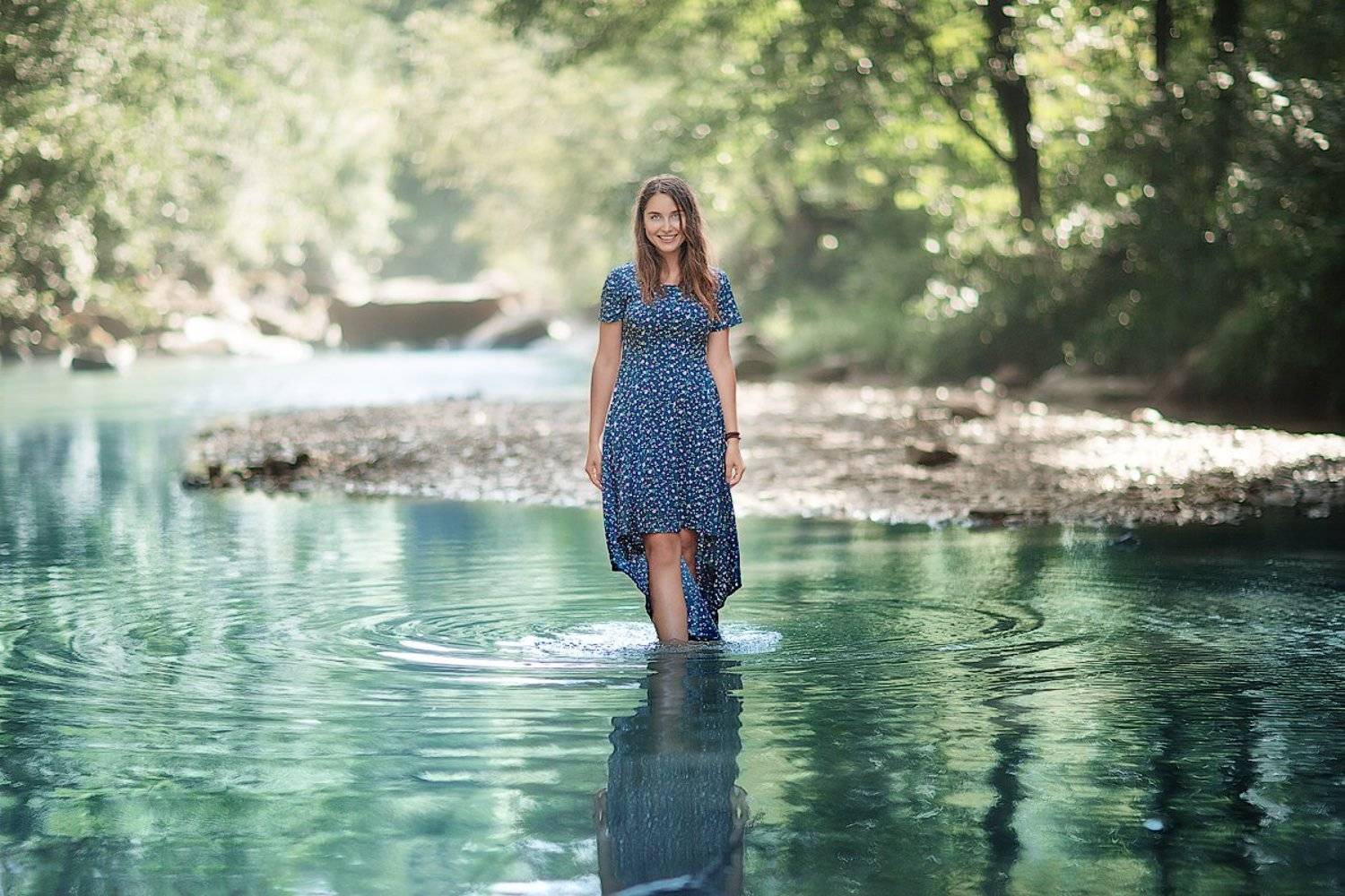 вечер, солнечный свет, красотка, лето, фотосессия, детский и семейный фотограф ольга францева, радость, счастье, детский фотограф, радость, вечер, речка, вода, девушка, красивая девушка, Францева Ольга