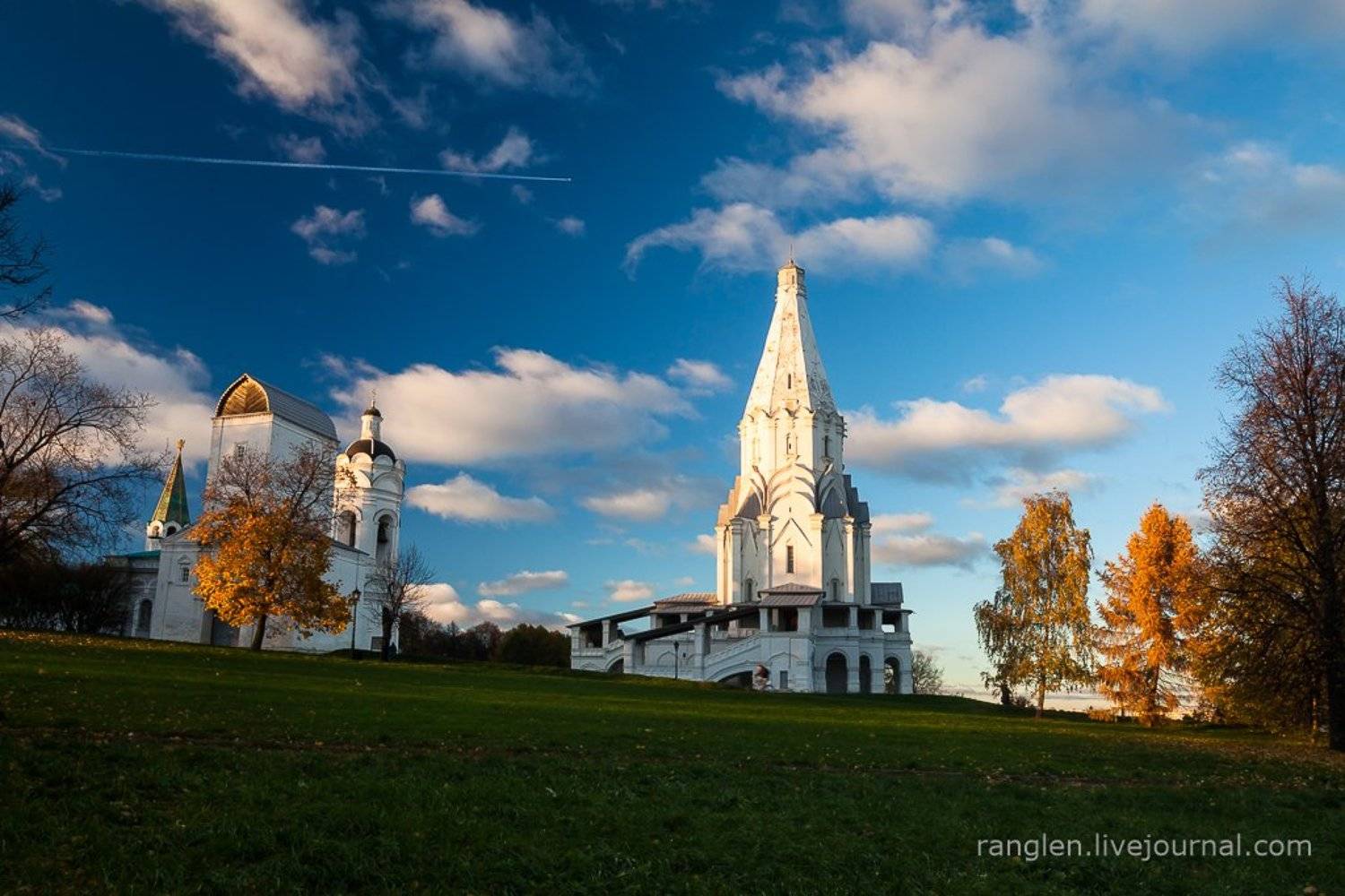 коломенское, москва, осень, золотая, небо, пейзаж, Иван Губанов