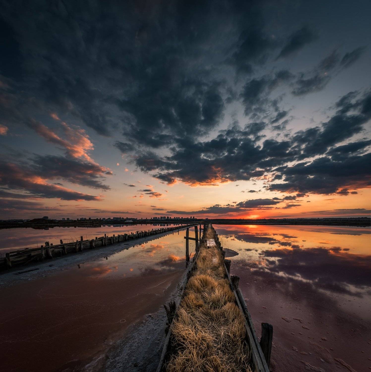 sunset, outdoor, landscape, clouds, water, sky, color,, Jeni Madjarova