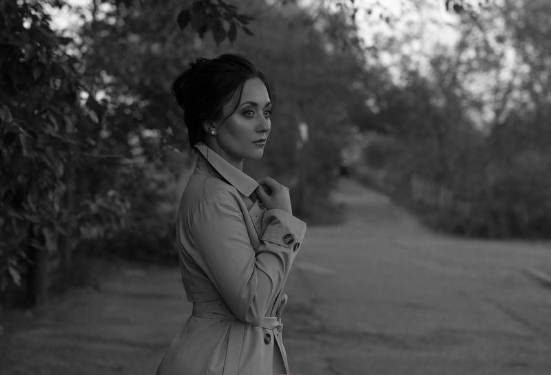 осень парк девушка осень в городе фото превью