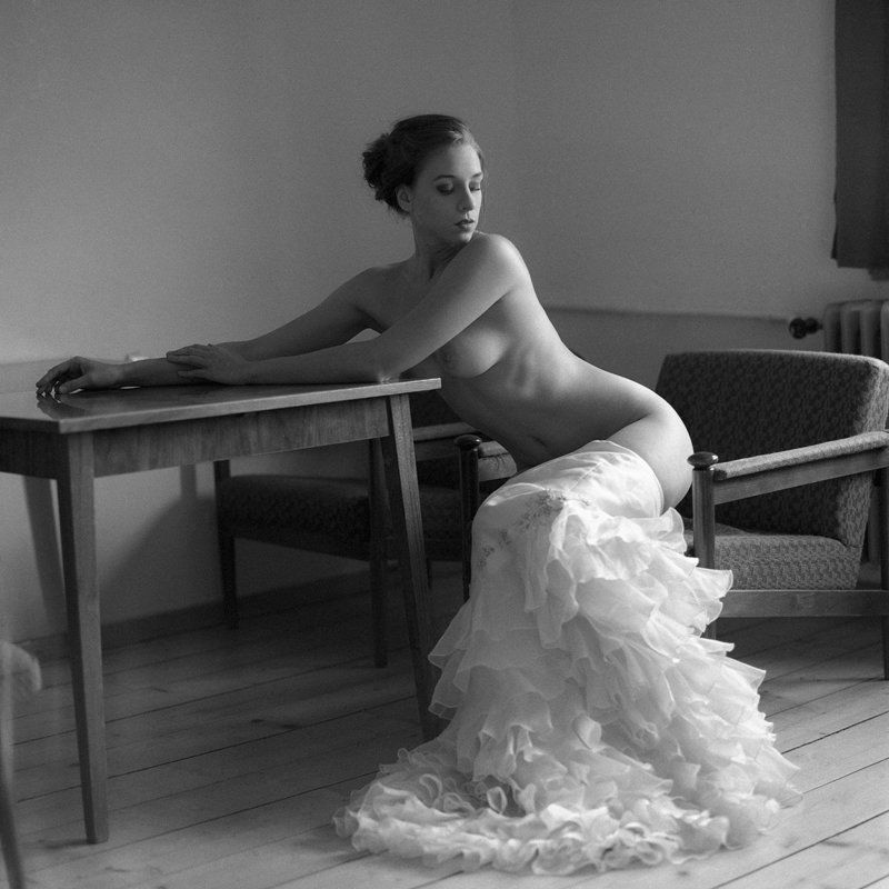 akt, nude, analog, hasselblad, ninoveron, women, topless, fineart, bw, 6x6, Sandra фото превью