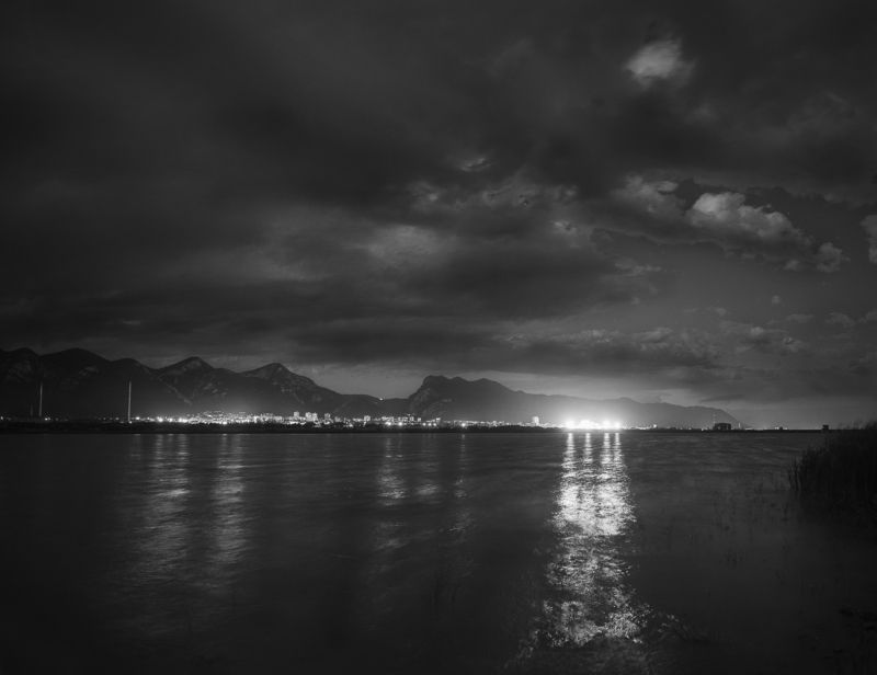 озеро, Болгария, Враца, черно-белая фотография, BnW, nightscape, black and white, Bulgaria Ночная Враца фото превью