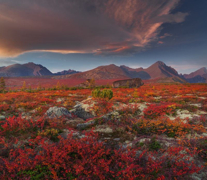 озеро Джека Лондона Проплывая над Колымой. фото превью