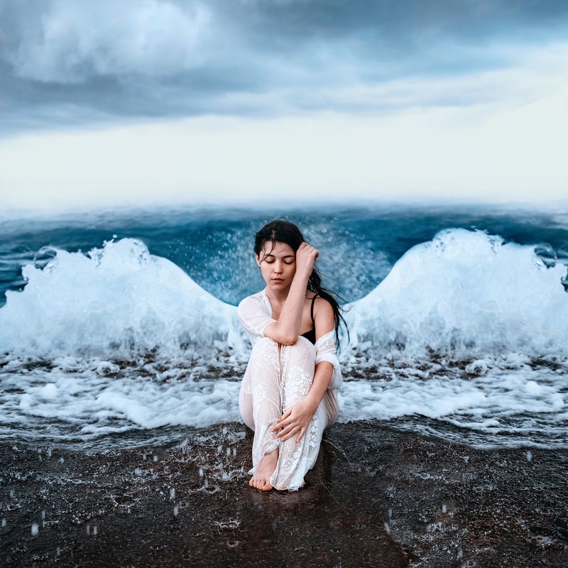 девушка, море, пирс, шторм, вода, волнорез Фейри воды фото превью